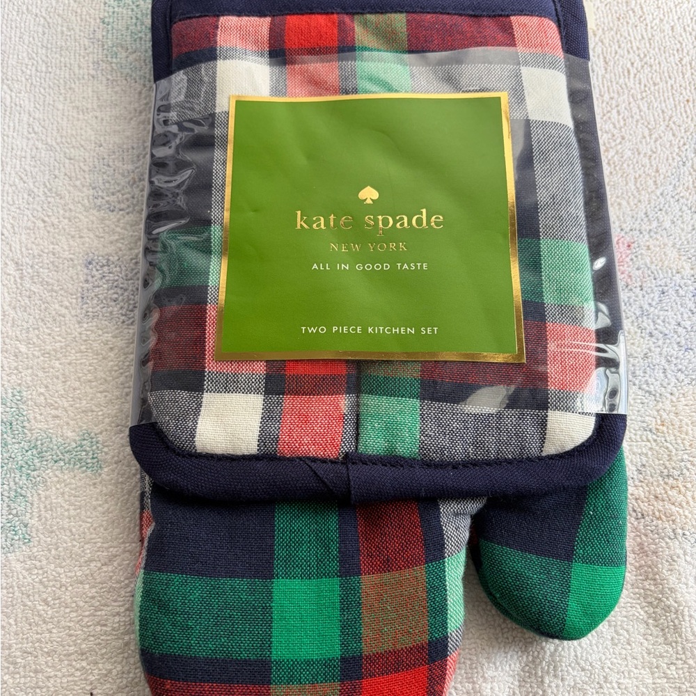 Kate Spade Tartan Plaid 2 piece Kitchen Set in Green Red and Navy NEW